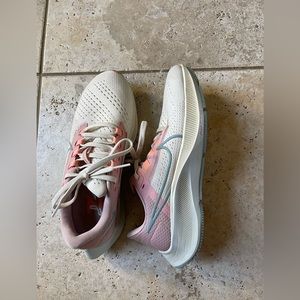 Womens Nike Air Zoom Pegasus 38